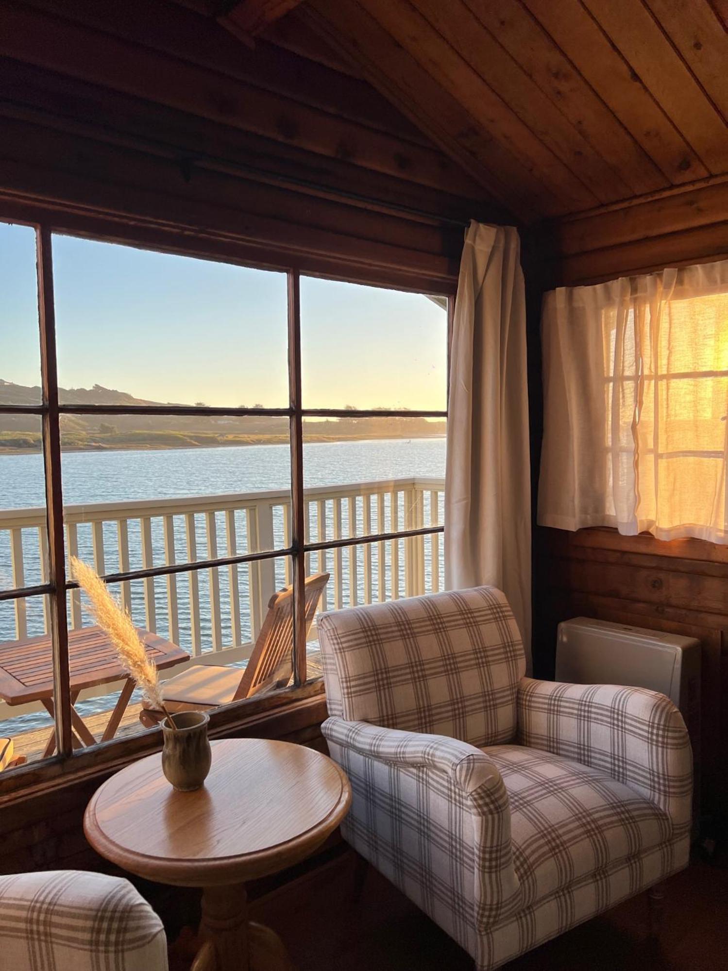 Jenner Inn エクステリア 写真